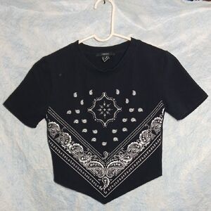 Forever 21 Black Paisley Crop Top SZ M